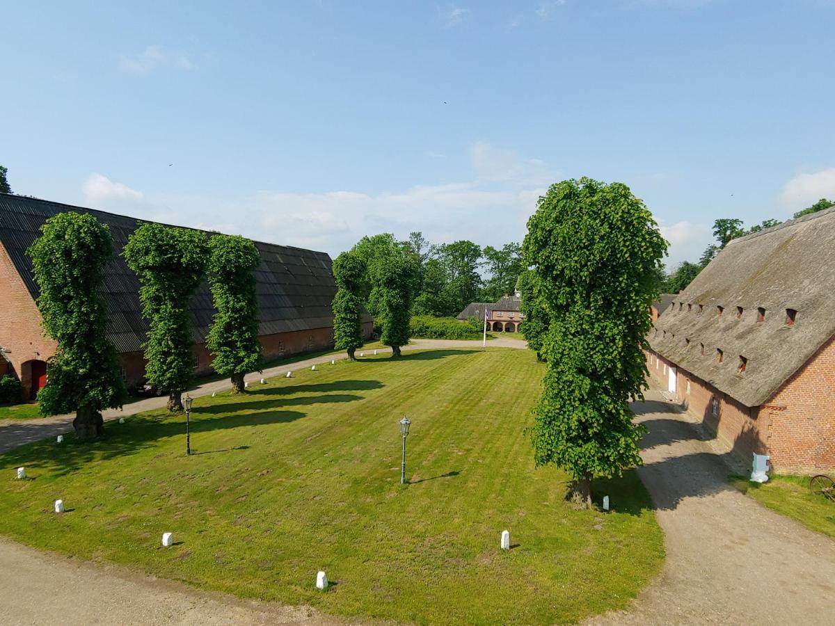 Gut Hohenstein - Meiereiappartment Barkelsby Exterior photo